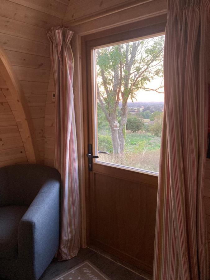 Rabbit Glamping Pod School House Farm 호텔 Leighton  외부 사진